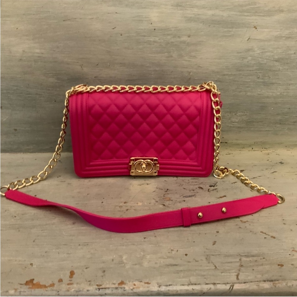 Elegant Deep Pink or Red Jelly Quilted Gold Chain Flap Bag Designer Look! - Picture 2 of 9